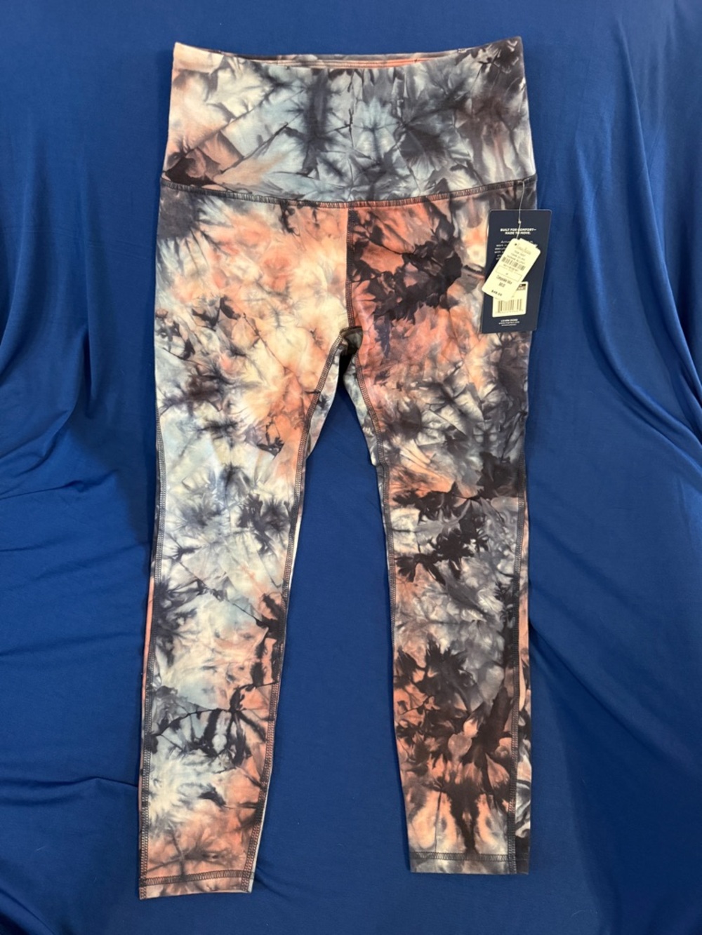 Marika Tie-Dye Active Leggings in Navy, Coral